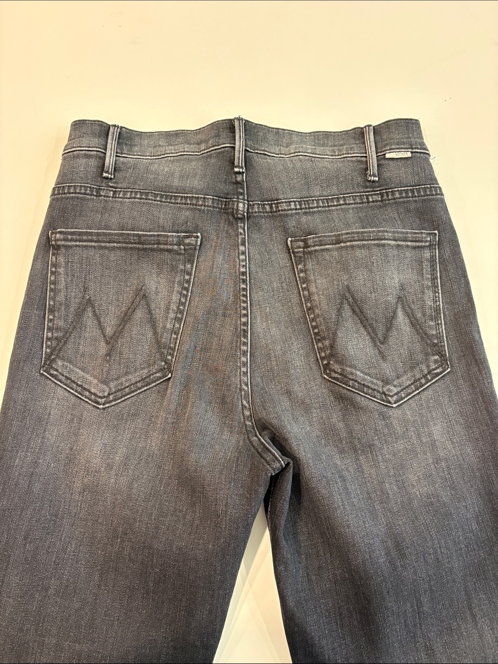 MOTHER Women's Gray Wash Jeans - Picture 3 of 5